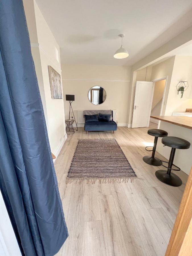 1 Ashford Road Guesthouse Redhill  Exteriér fotografie