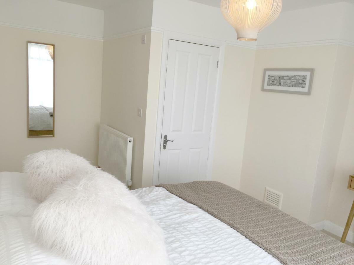 1 Ashford Road Guesthouse Redhill  Exteriér fotografie