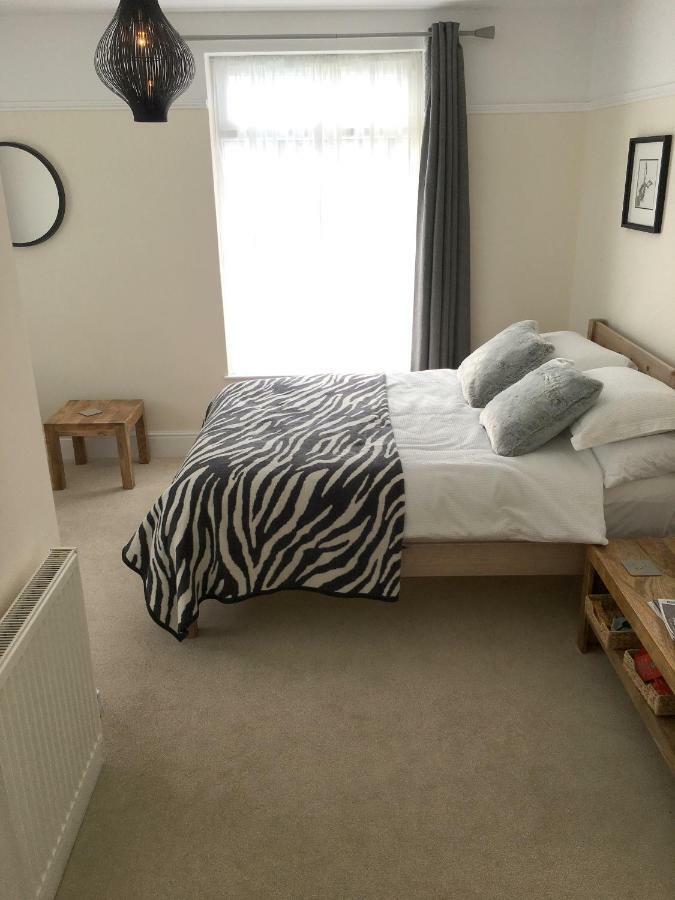 1 Ashford Road Guesthouse Redhill  Exteriér fotografie